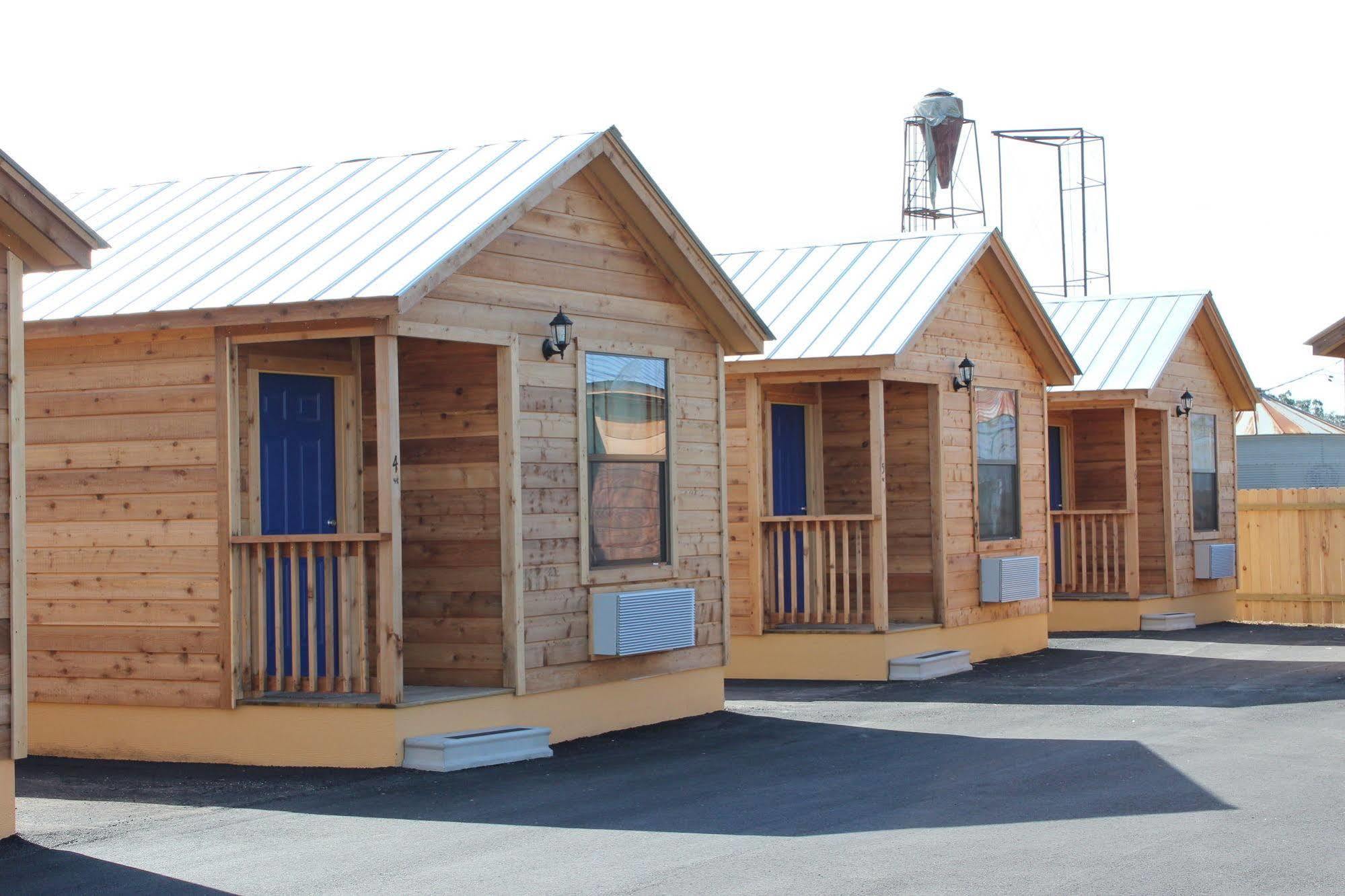4K Lodges Poth 外观 照片